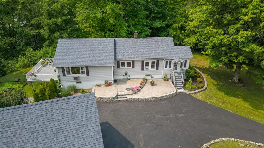 3253 State Route 52 Pine Bush, NY 12566
