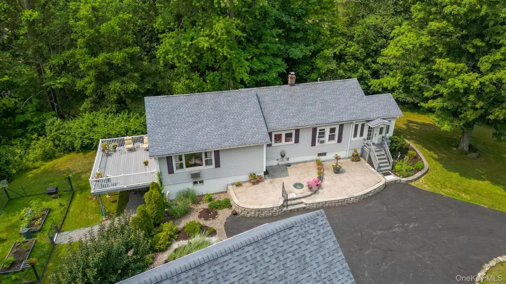 3253 State Route 52 Pine Bush, NY 12566