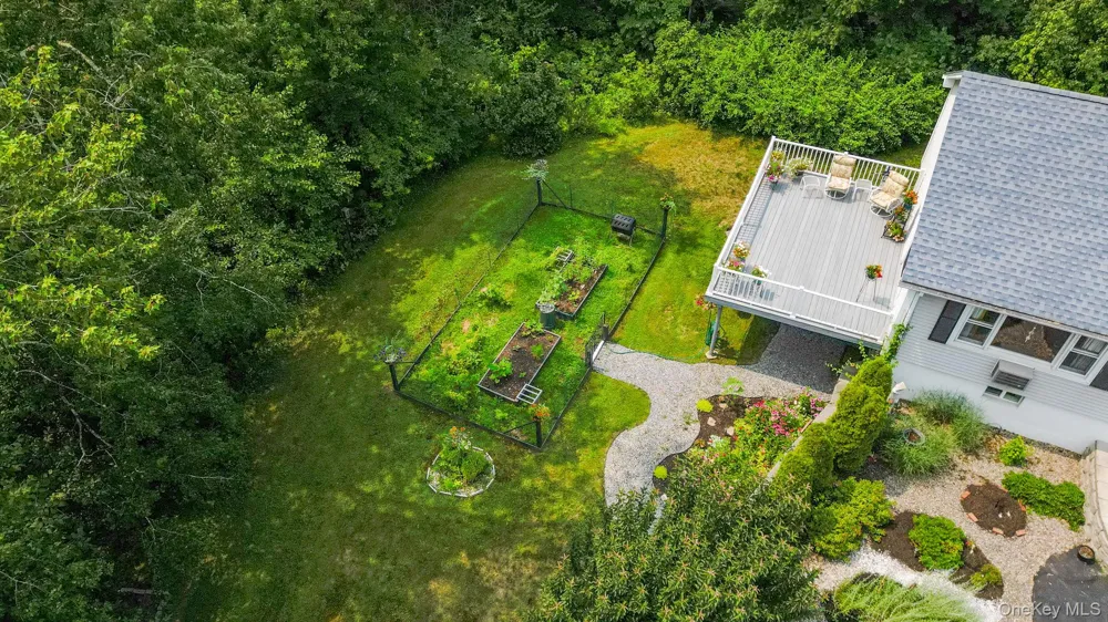 3253 State Route 52 Pine Bush, NY 12566
