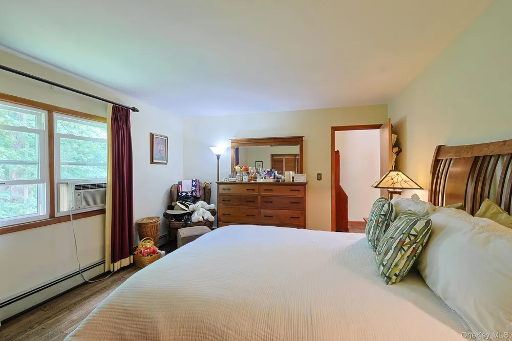 3253 State Route 52 Pine Bush, NY 12566