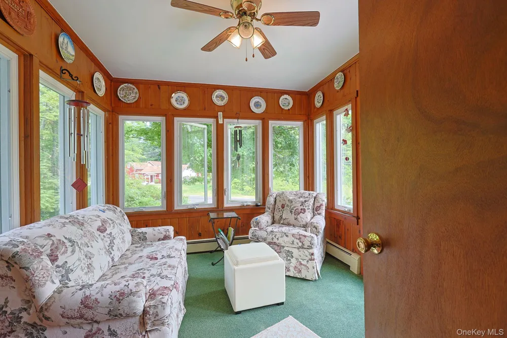 3253 State Route 52 Pine Bush, NY 12566