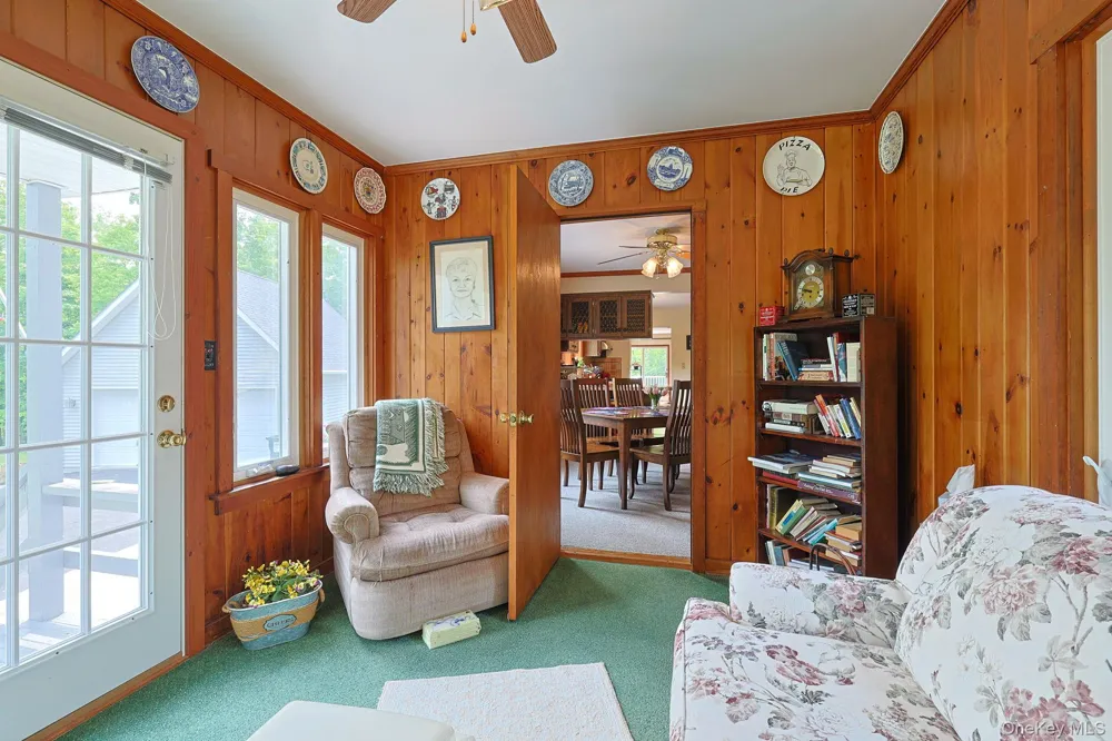 3253 State Route 52 Pine Bush, NY 12566