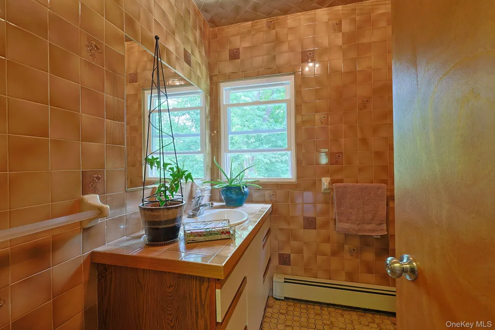 3253 State Route 52 Pine Bush, NY 12566