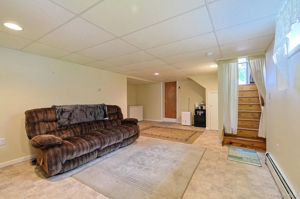 3253 State Route 52 Pine Bush, NY 12566