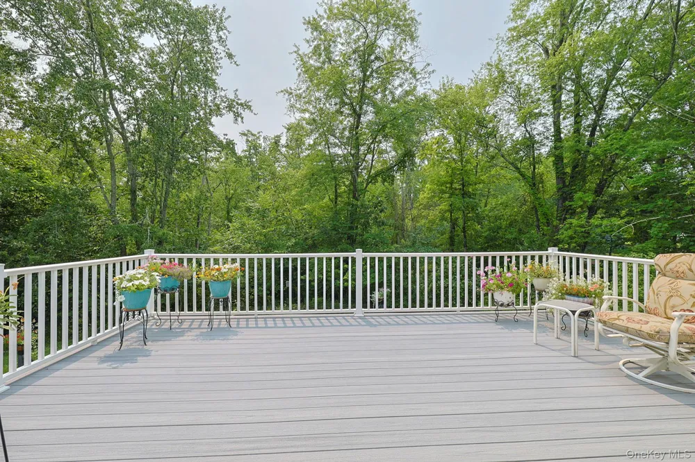 3253 State Route 52 Pine Bush, NY 12566