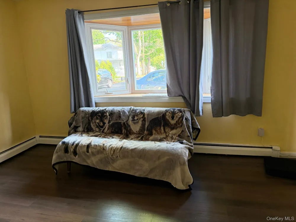 41 Fig Street Central Islip, NY 11722