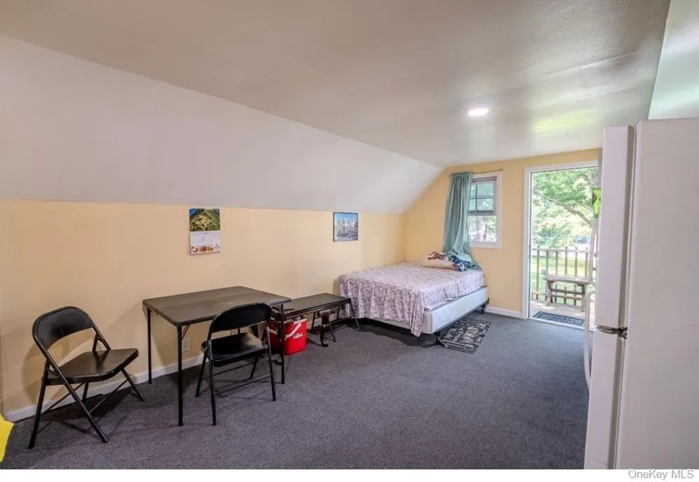 41 Fig Street Central Islip, NY 11722