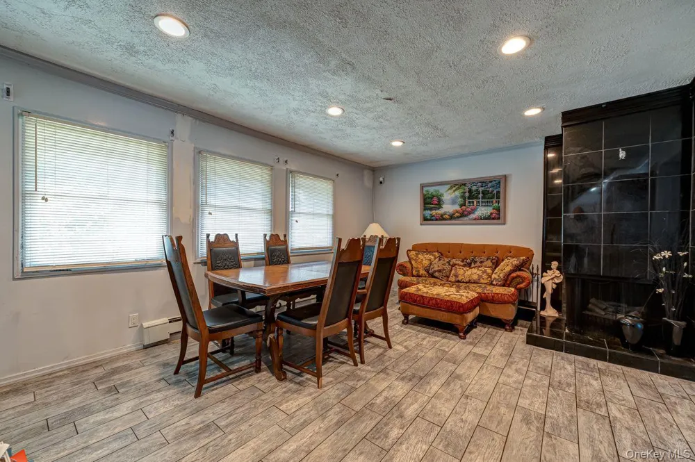 2052 Wilson Lane East Meadow, NY 11554