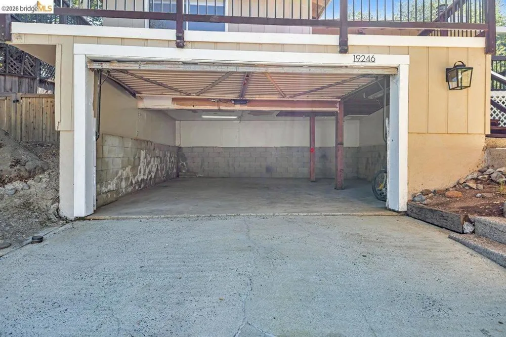 19264 Rockridge Way Sonora, CA 95370