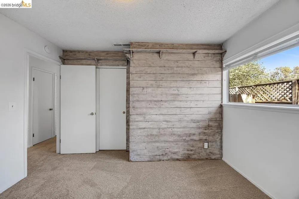 19264 Rockridge Way Sonora, CA 95370