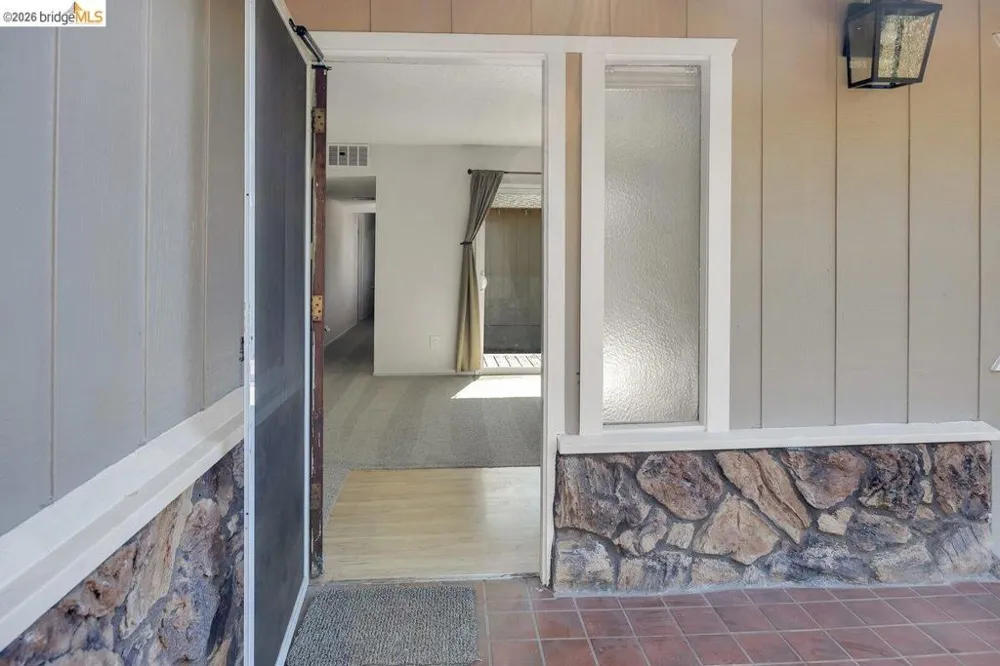 19264 Rockridge Way Sonora, CA 95370