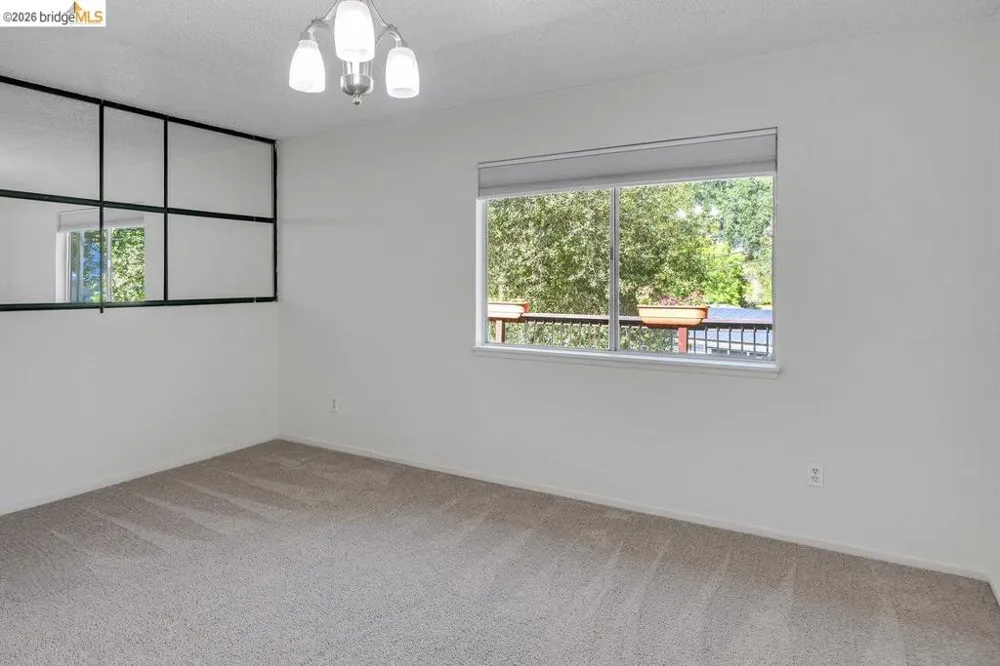 19264 Rockridge Way Sonora, CA 95370