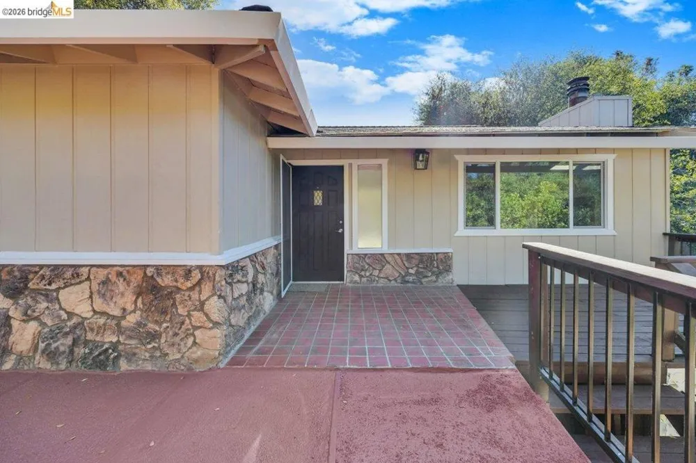 19264 Rockridge Way Sonora, CA 95370