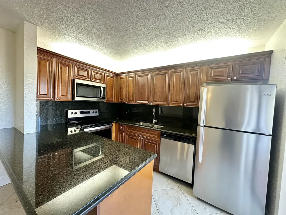 251 Lake Arbor Drive Palm Springs, FL 33461