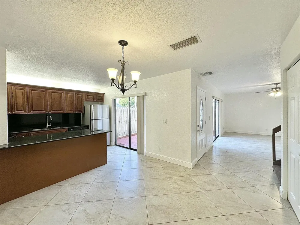 251 Lake Arbor Drive Palm Springs, FL 33461