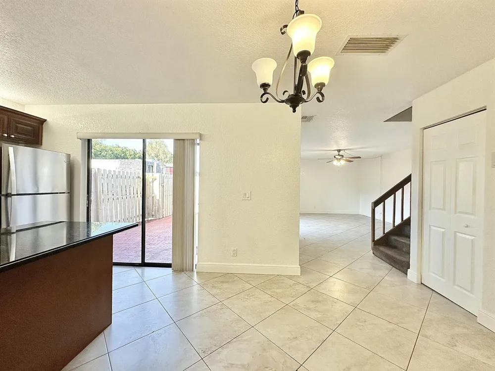 251 Lake Arbor Drive Palm Springs, FL 33461