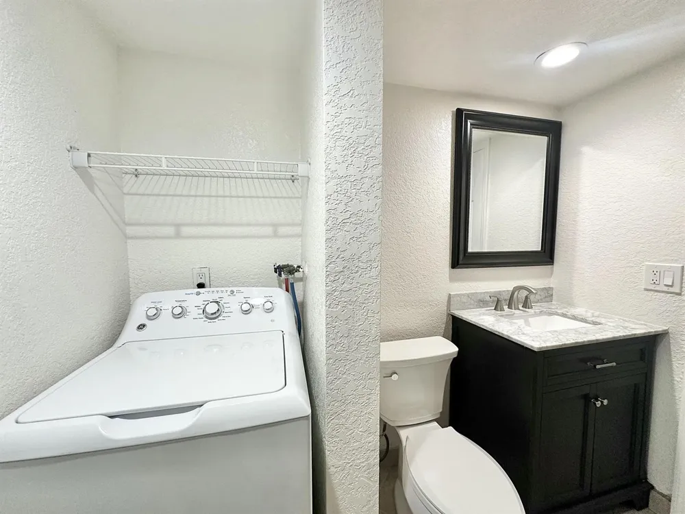 251 Lake Arbor Drive Palm Springs, FL 33461