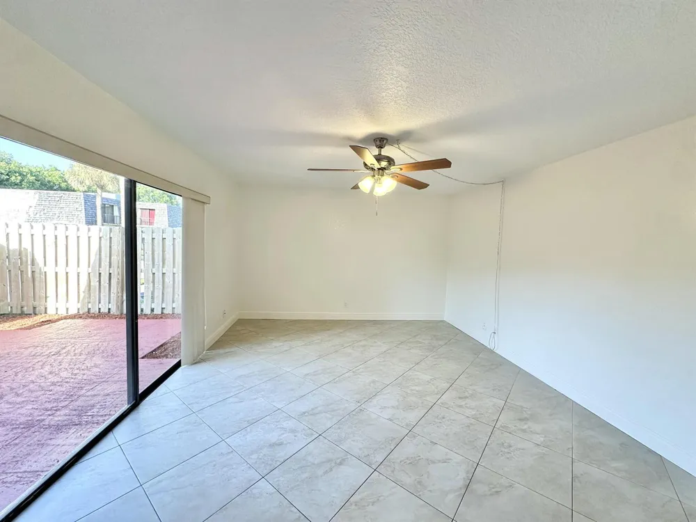 251 Lake Arbor Drive Palm Springs, FL 33461