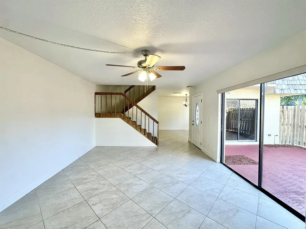 251 Lake Arbor Drive Palm Springs, FL 33461