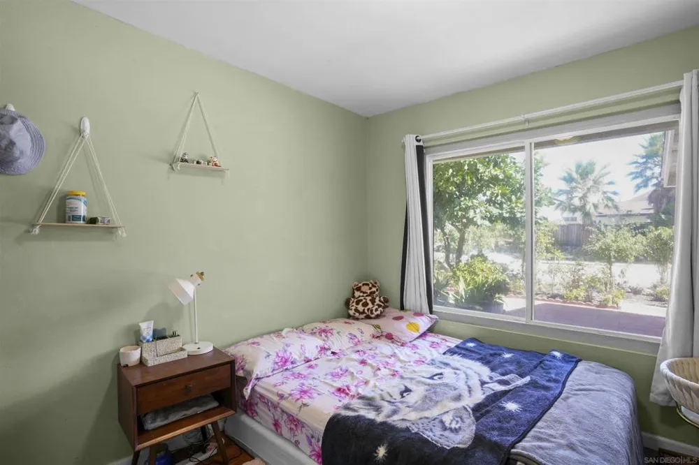 14513 Mirando Poway, CA 92064