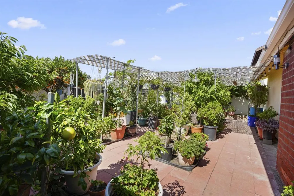 14513 Mirando Poway, CA 92064