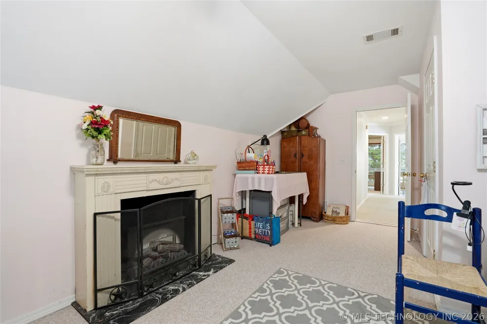 1033 S 263 WestAvenue Sand Springs, OK 74063