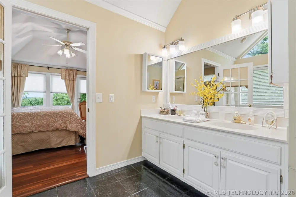 1033 S 263 WestAvenue Sand Springs, OK 74063