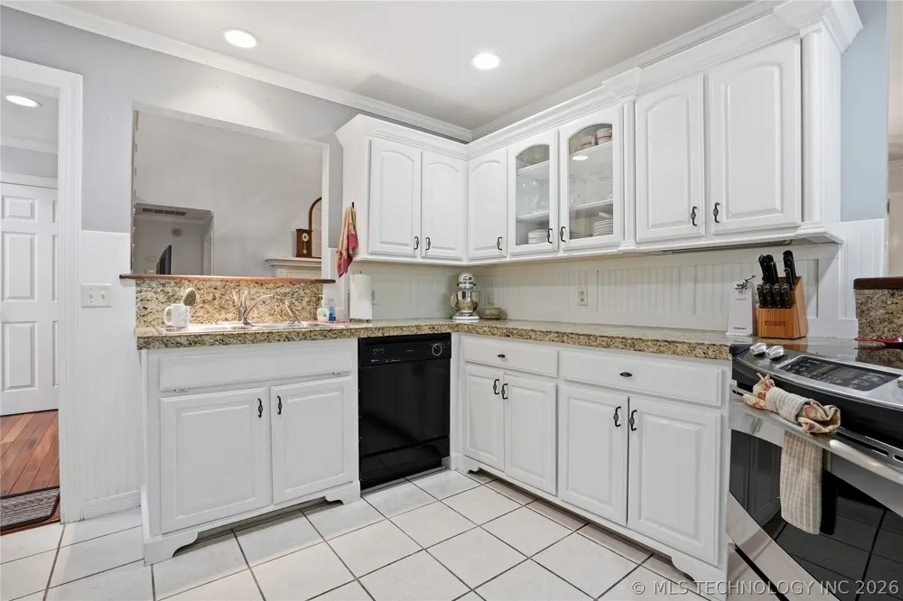 1033 S 263 WestAvenue Sand Springs, OK 74063