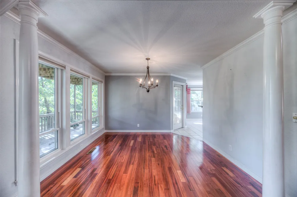 1033 S 263 WestAvenue Sand Springs, OK 74063