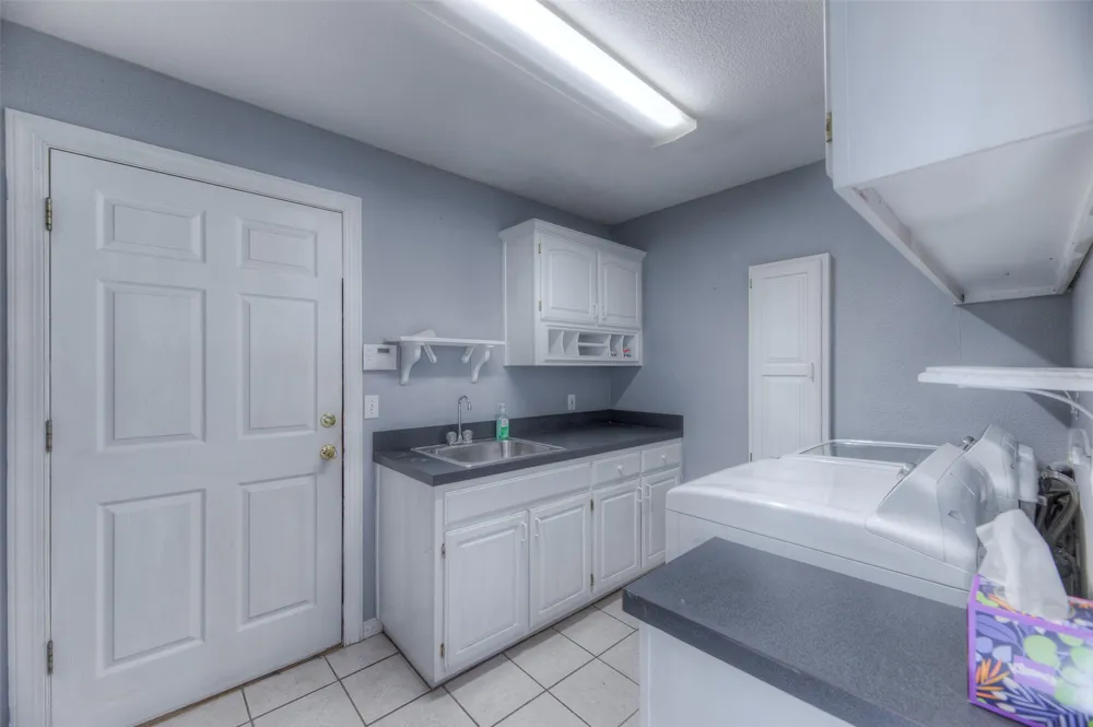 1033 S 263 WestAvenue Sand Springs, OK 74063