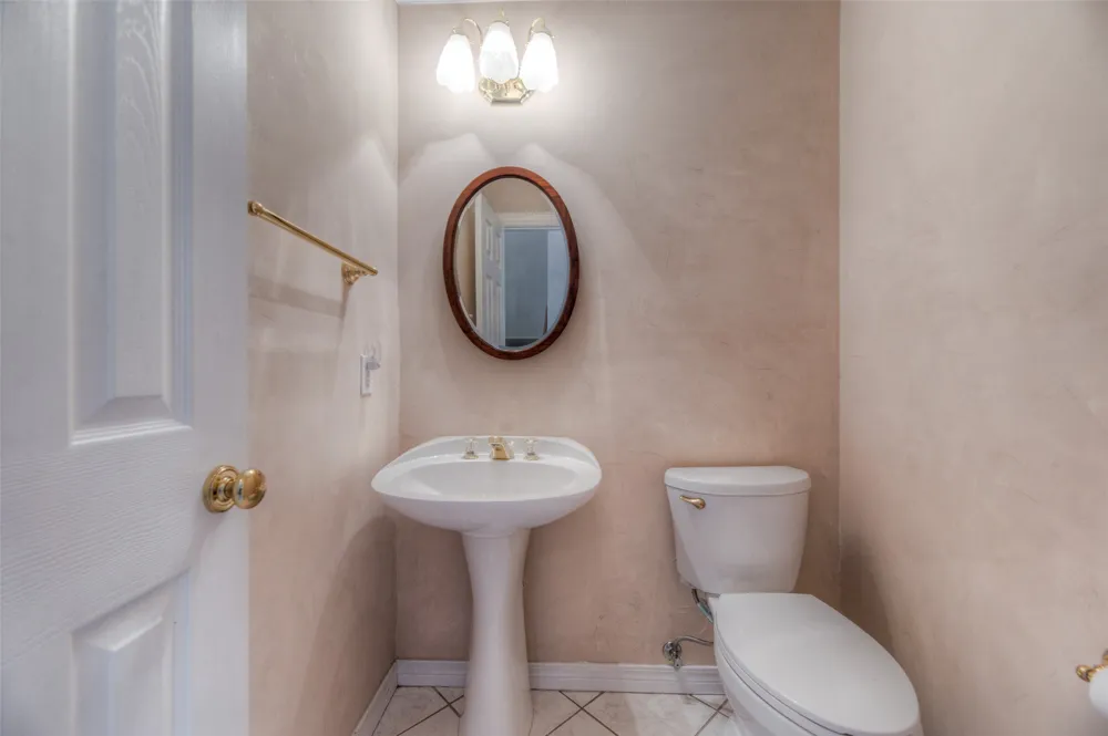 1033 S 263 WestAvenue Sand Springs, OK 74063