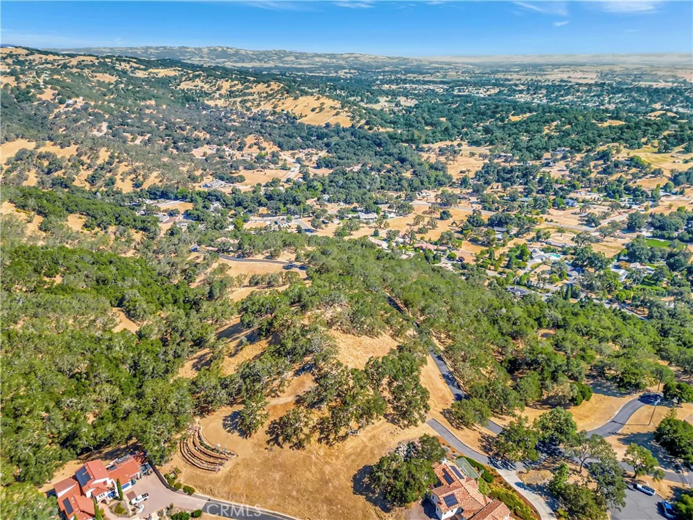 6452 Alta Pradera Atascadero, CA 93422