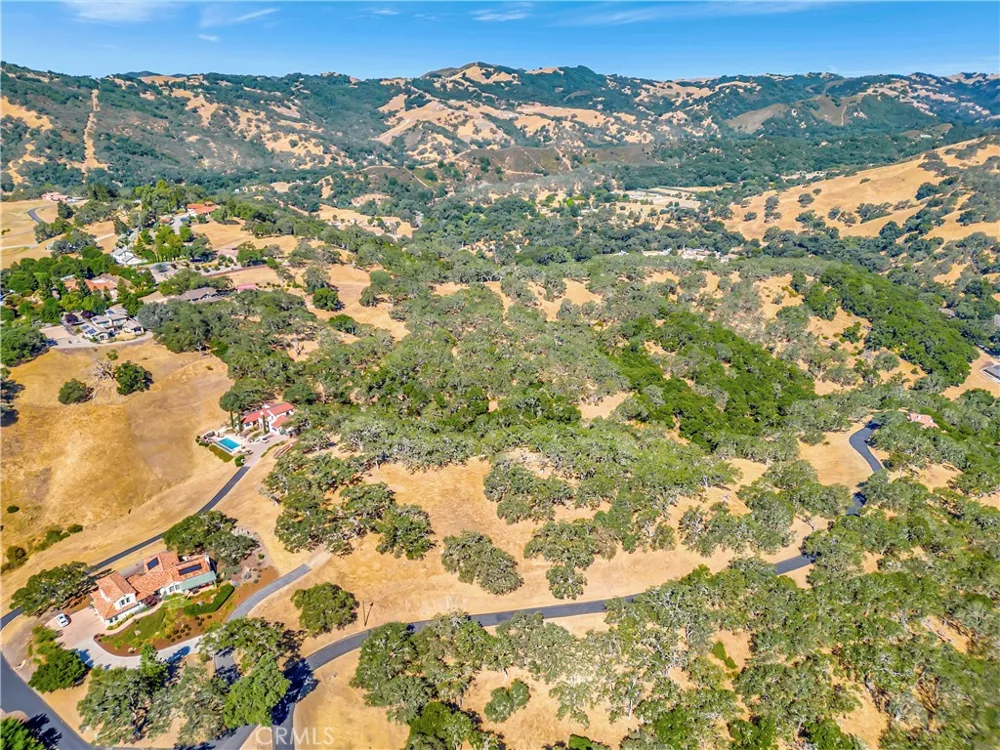 6452 Alta Pradera Atascadero, CA 93422