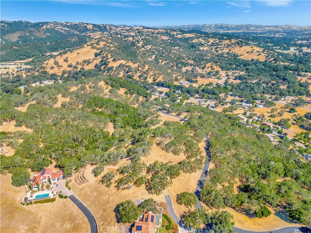6452 Alta Pradera Atascadero, CA 93422