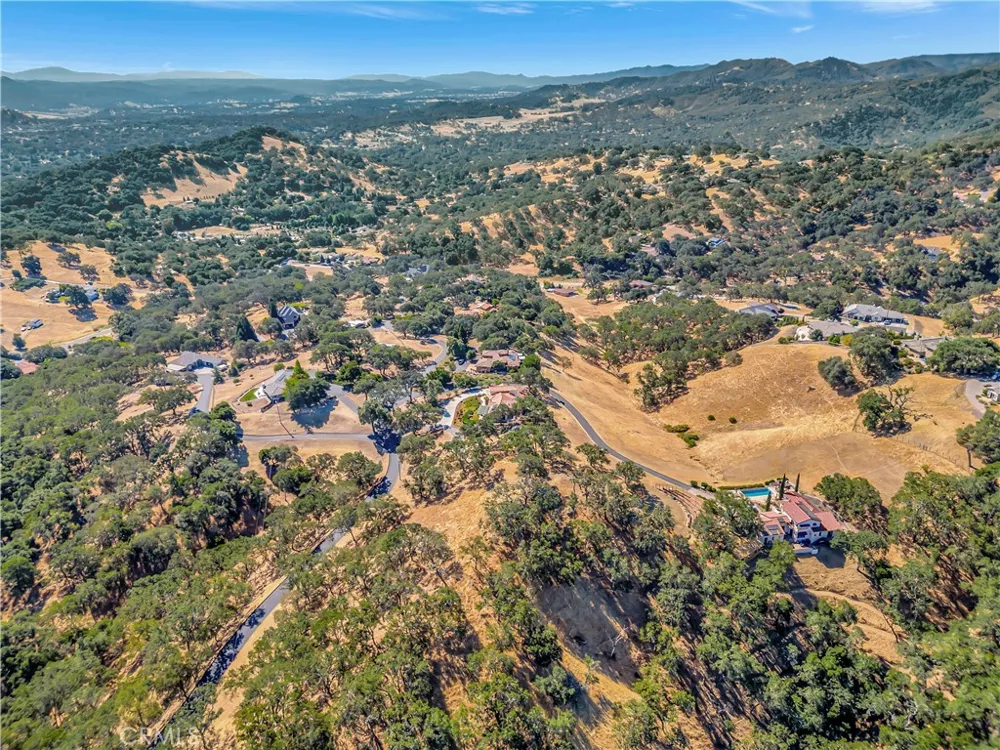 6452 Alta Pradera Atascadero, CA 93422