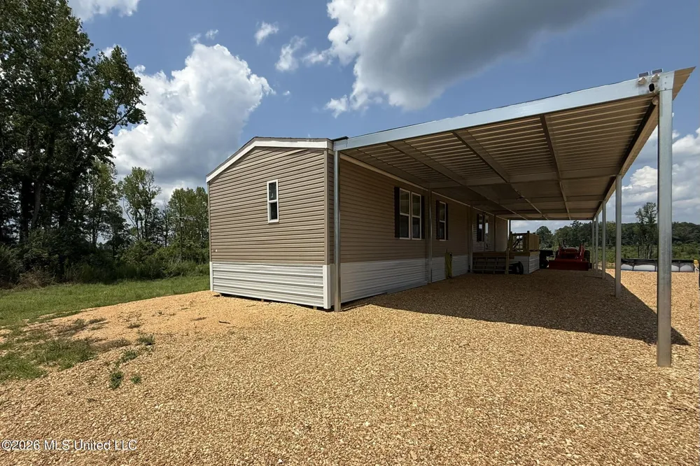 3368 Busy Corner Road Gloster, MS 39638