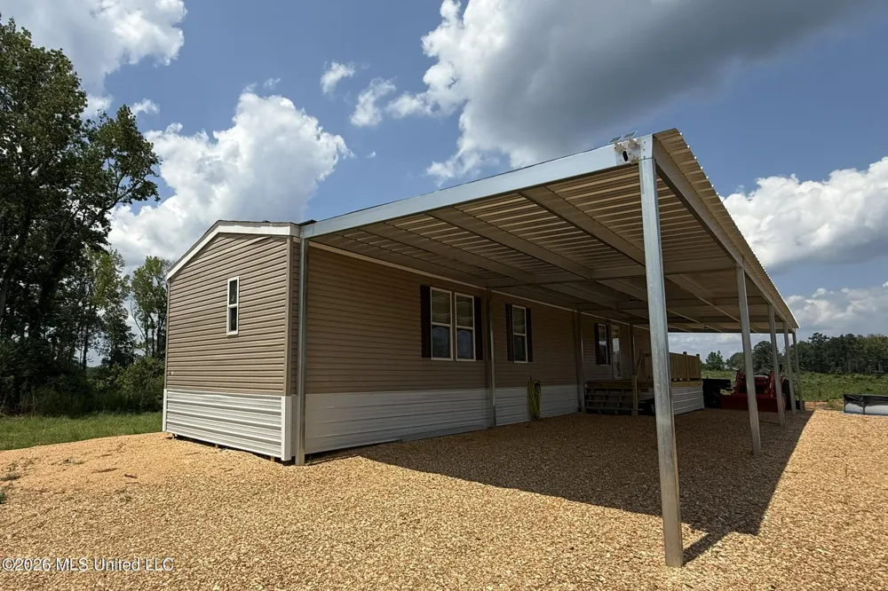3368 Busy Corner Road Gloster, MS 39638