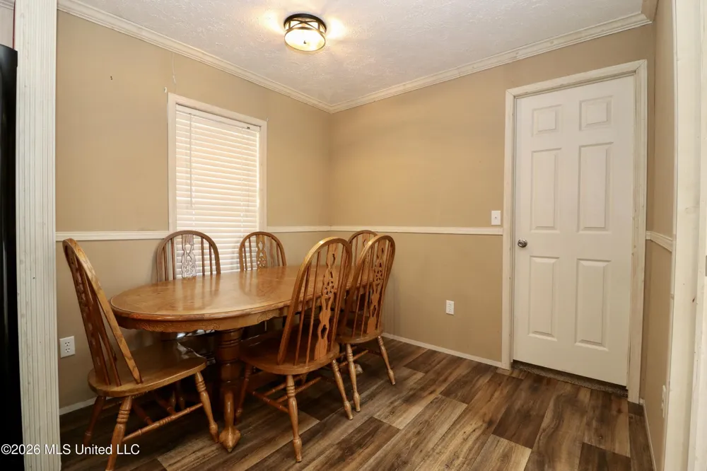 3368 Busy Corner Road Gloster, MS 39638
