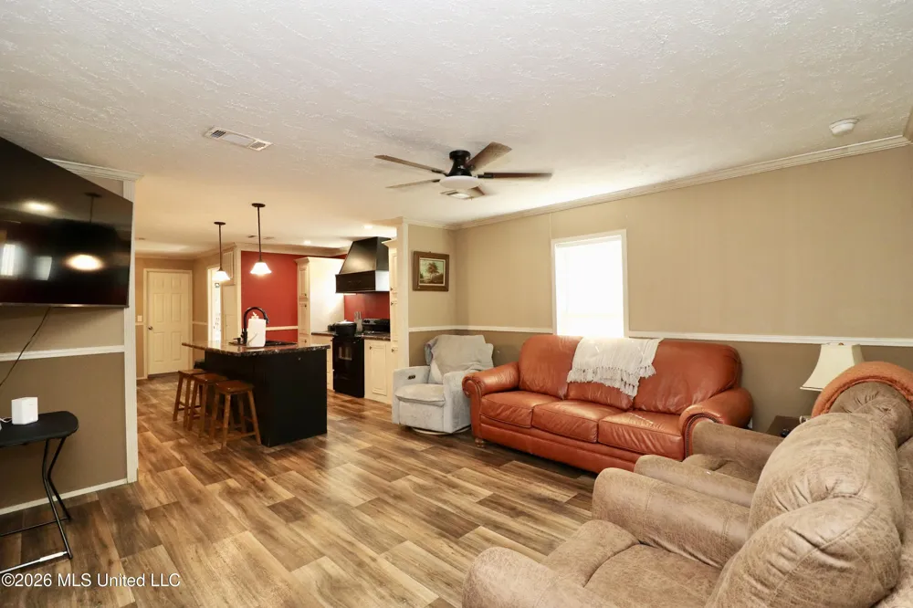 3368 Busy Corner Road Gloster, MS 39638