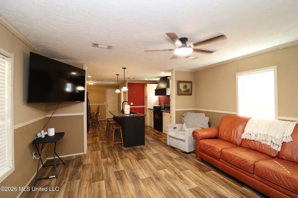 3368 Busy Corner Road Gloster, MS 39638