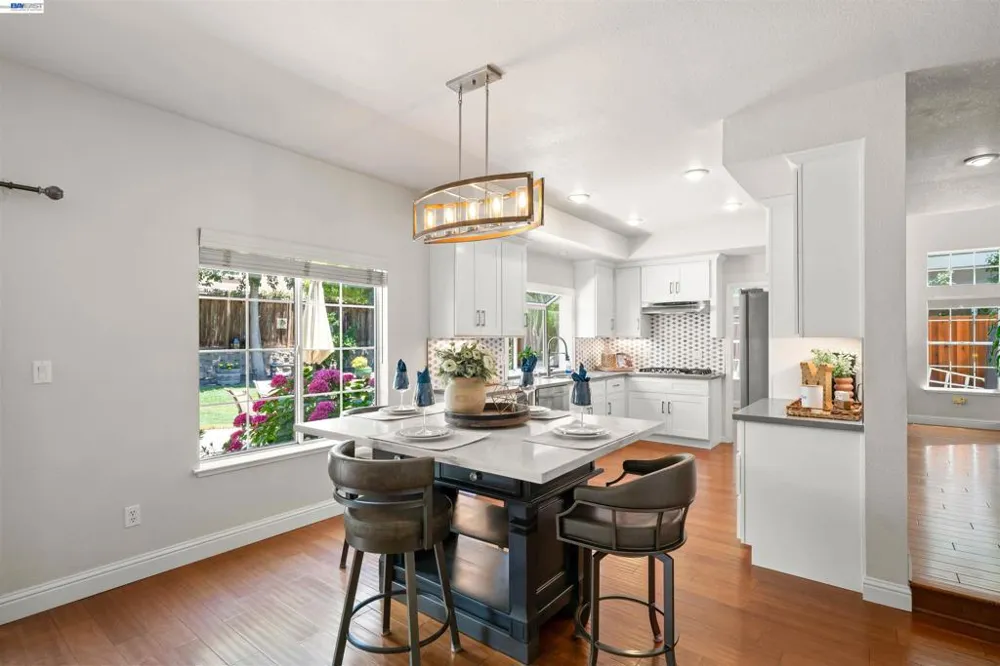1024 Belleterre Dr Danville, CA 94506