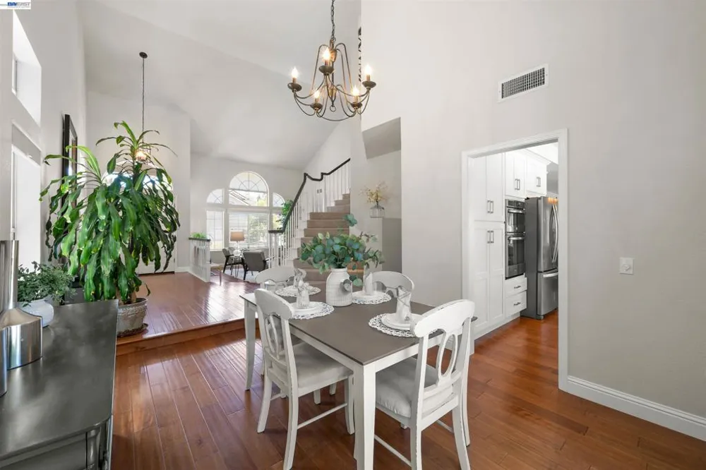 1024 Belleterre Dr Danville, CA 94506