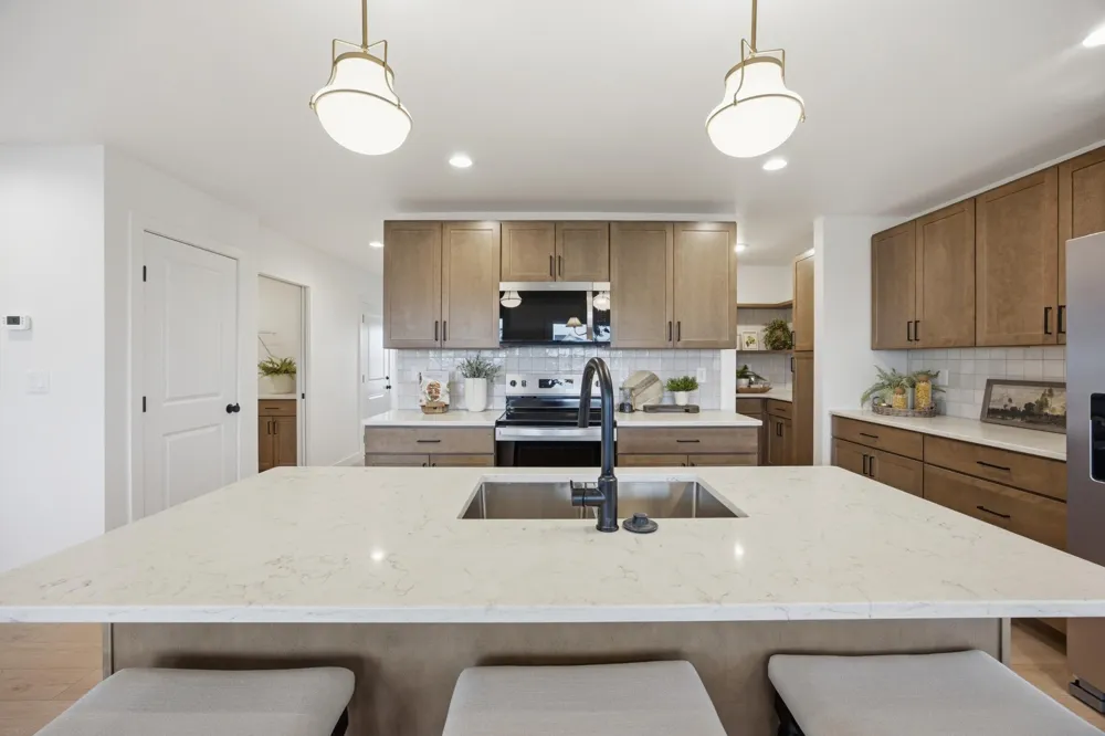 1508 5th Avenue NE Dilworth, MN 56529
