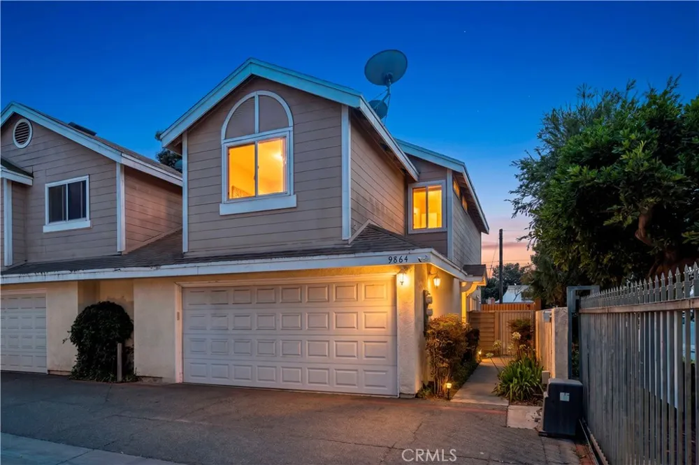 9864 California Avenue #18 South Gate, CA 90280