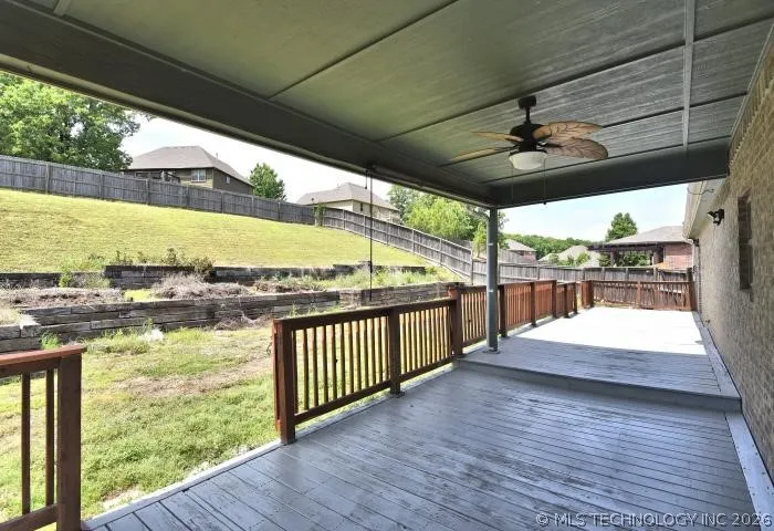 1810 S Stephanie Street Sapulpa, OK 74066