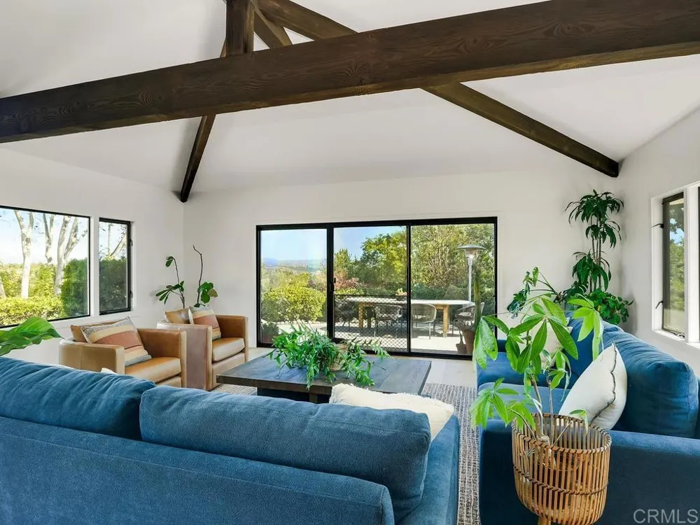 1097 Camino Alisos Fallbrook, CA 92028