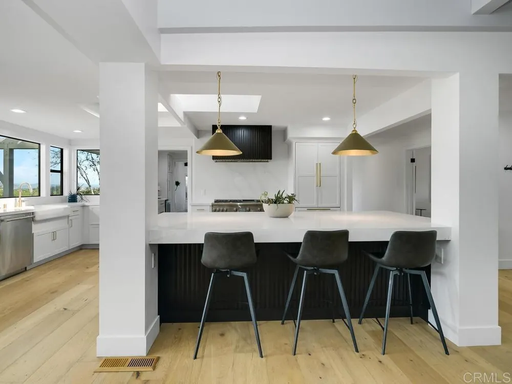 1097 Camino Alisos Fallbrook, CA 92028