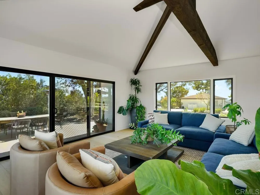 1097 Camino Alisos Fallbrook, CA 92028