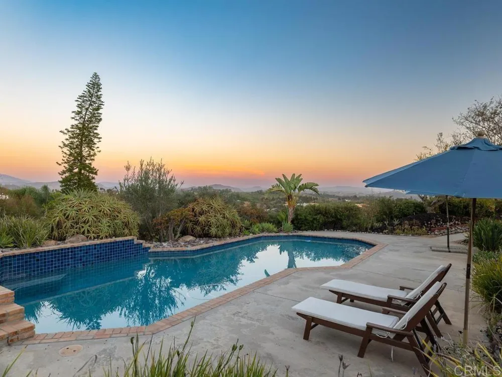 1097 Camino Alisos Fallbrook, CA 92028