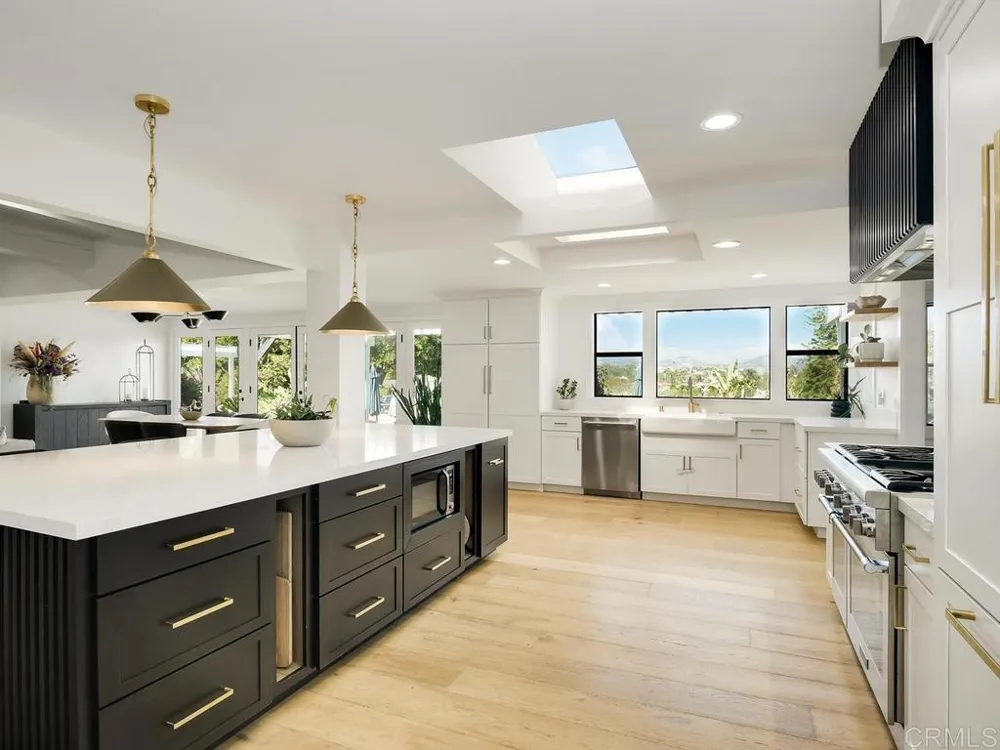 1097 Camino Alisos Fallbrook, CA 92028
